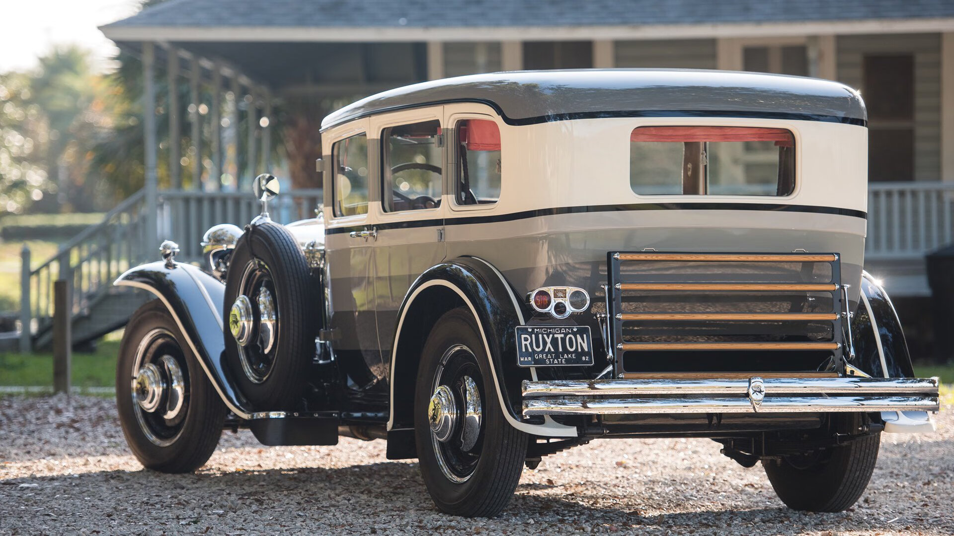 爱游戏官方网站-开拓者队外线火力全开，给对手造成巨大压力，开拓者队cj