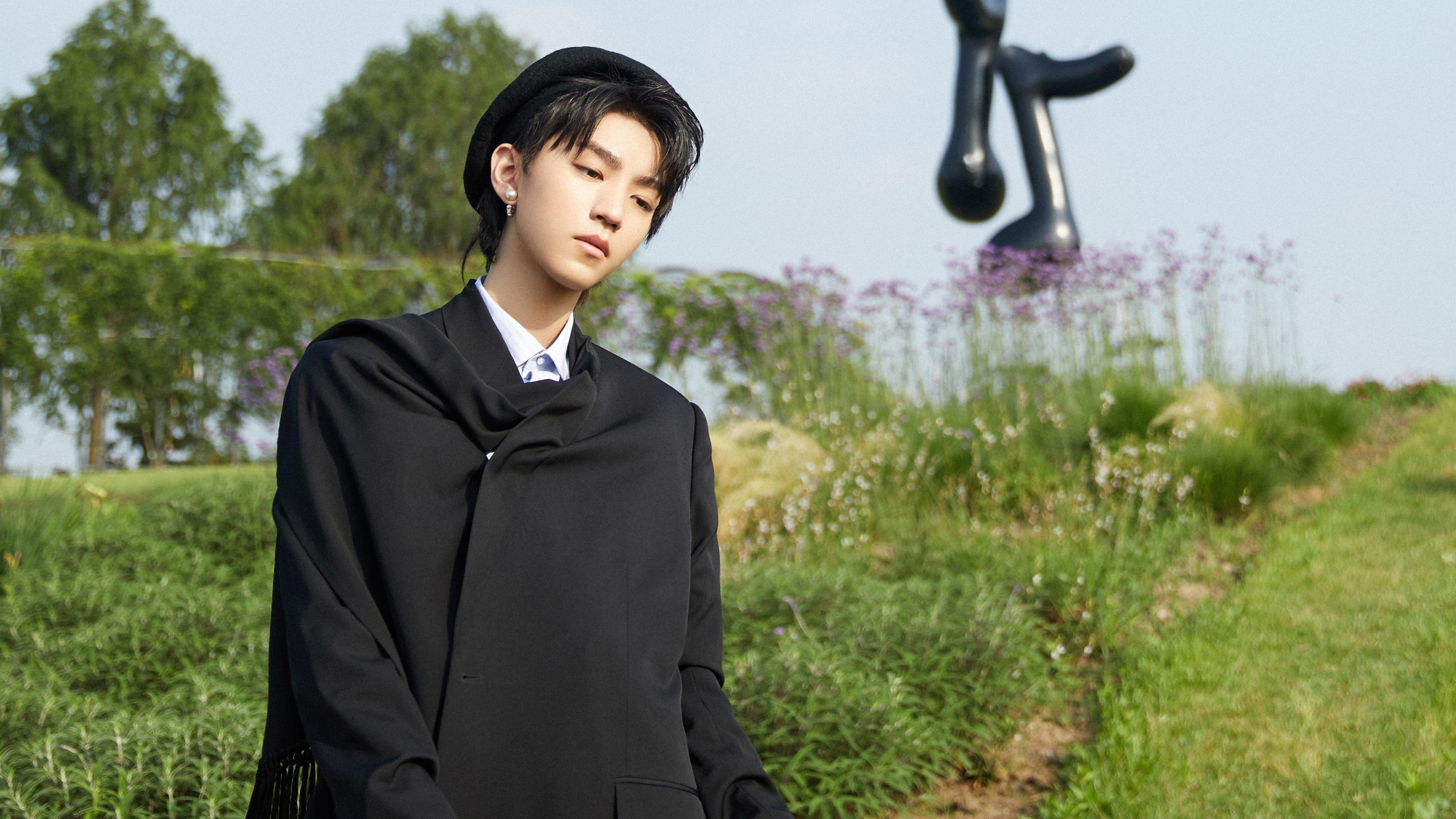 纳英战绩不佳遭到批评,球队面对调整压力,纳英戈兰技术特点