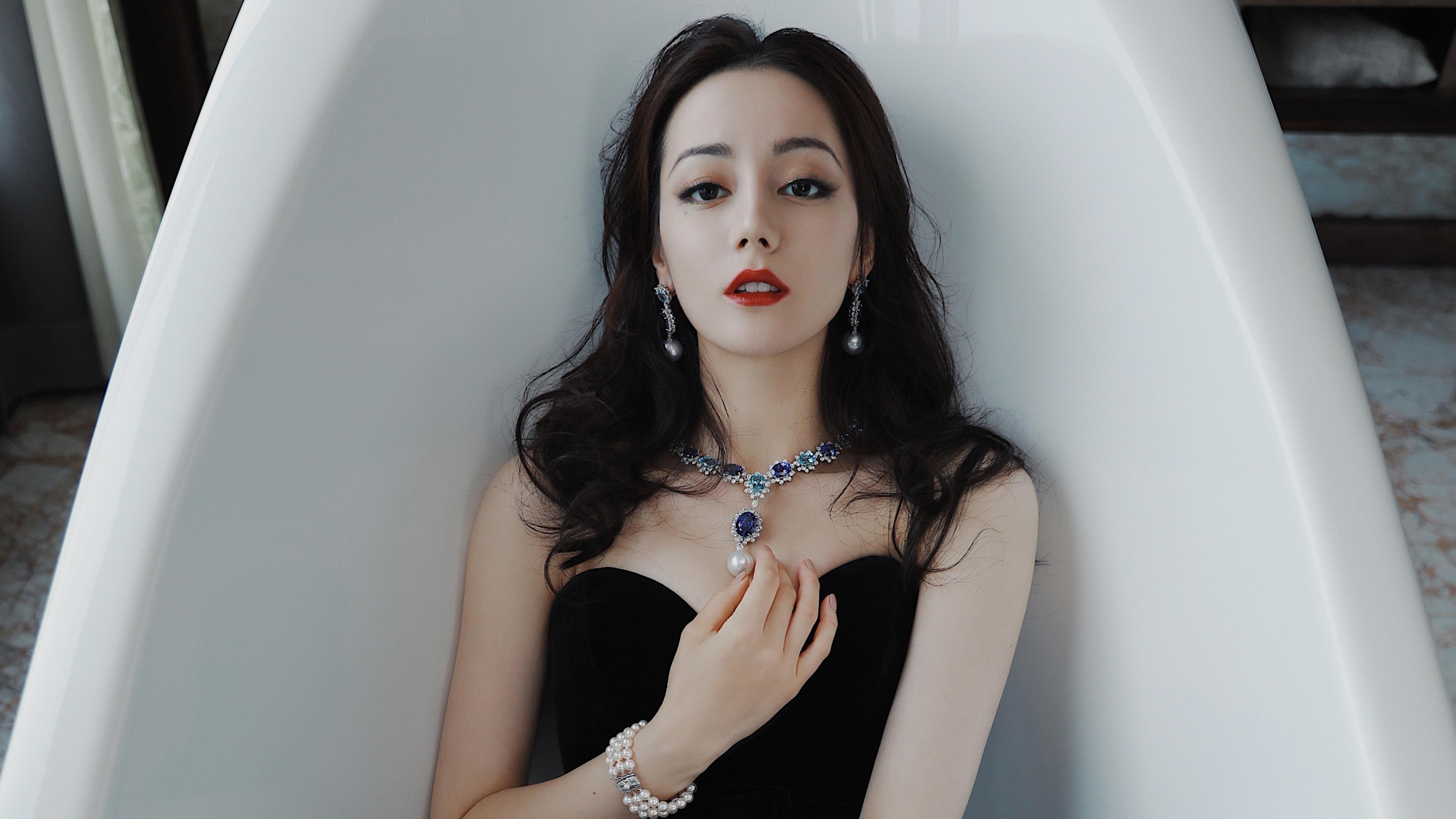 比利时男篮在欧洲预赛中奋勇争先,拳头硬竞技打响奥运冲刺战,比利时篮球联赛